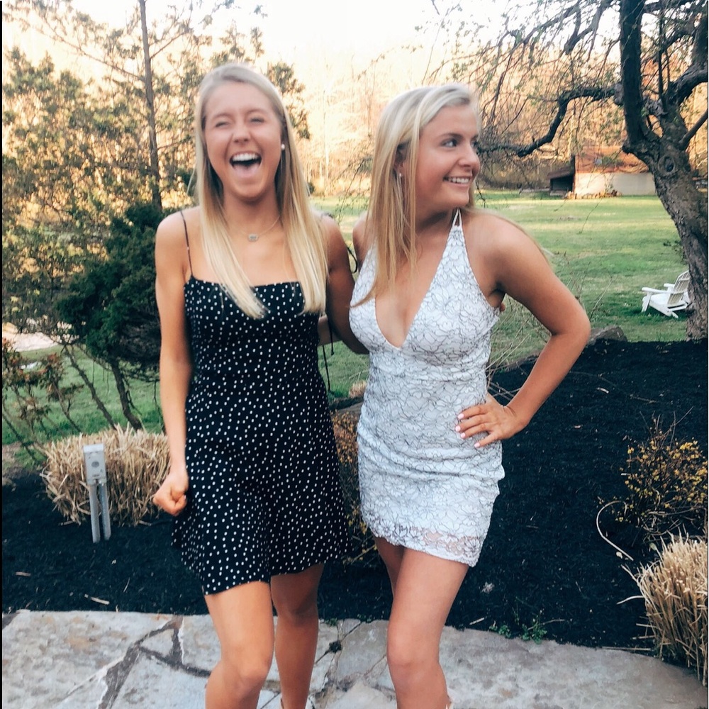 Meet your Posher, Charlotte